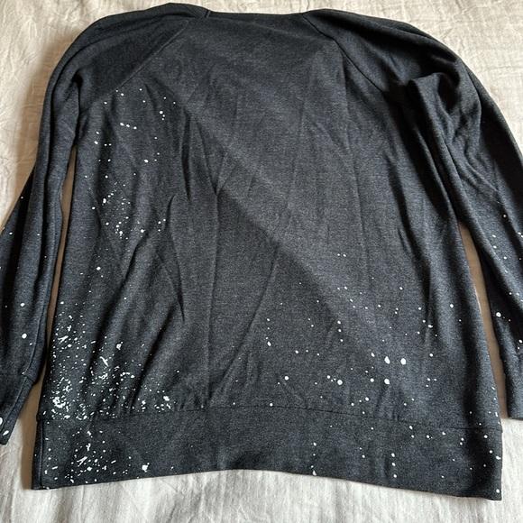 Chaser LOVE Tiger Long Sleeve Knit Top Size Small - Picture 7 of 7